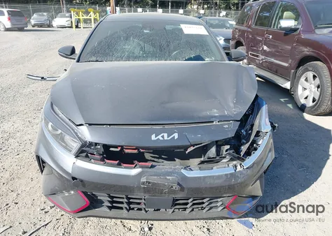 2024 Kia Forte Gt-Line z USA, uszkodzony, nr VIN 3KPF54AD7RE711686